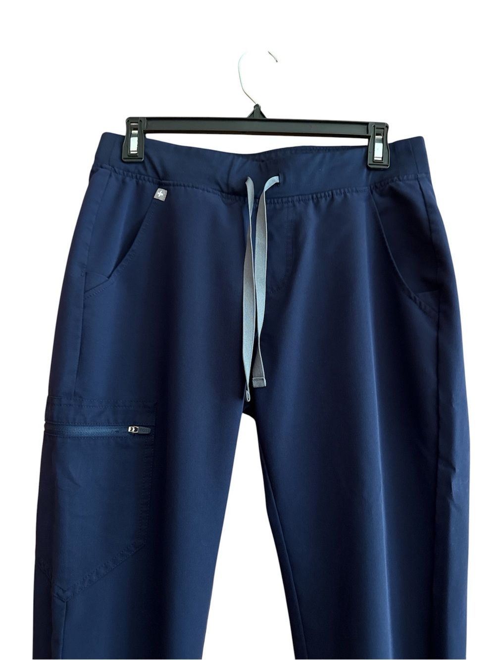 Figs Scrubs Navy Blue Zamora Jogger Scrub Pant™
Size Small - Picture 7 of 9